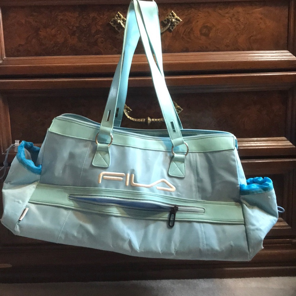 Spacious cute overnight bag.